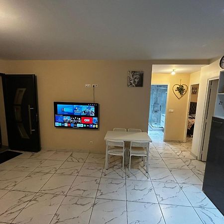Masion Belle Vue Apartment Sarcelles Exterior foto