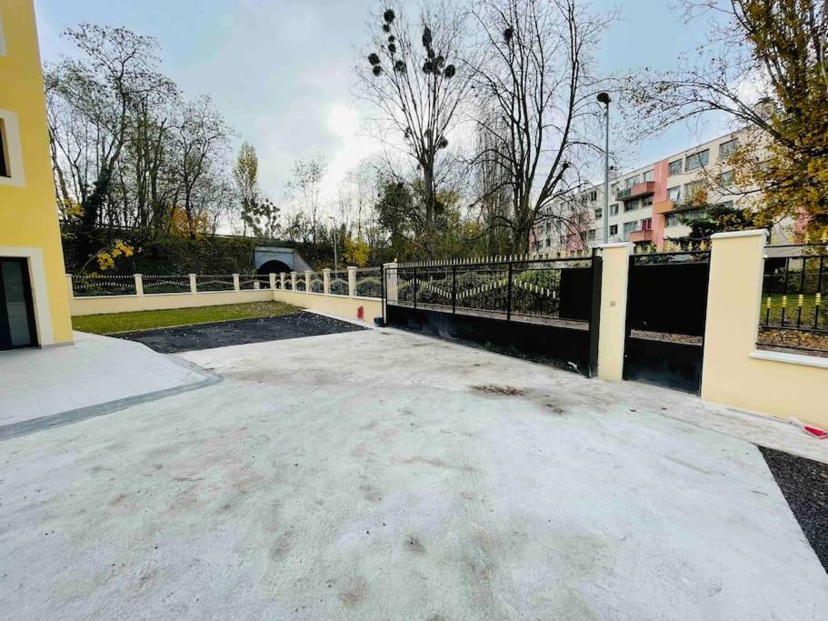 Masion Belle Vue Apartment Sarcelles Exterior foto