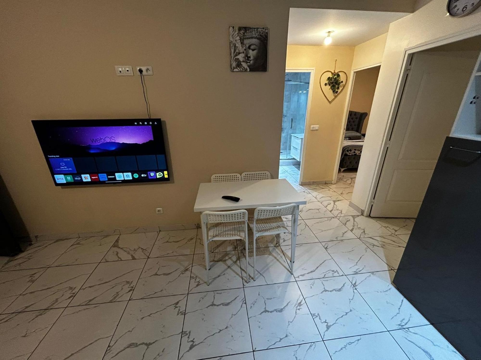 Masion Belle Vue Apartment Sarcelles Exterior foto